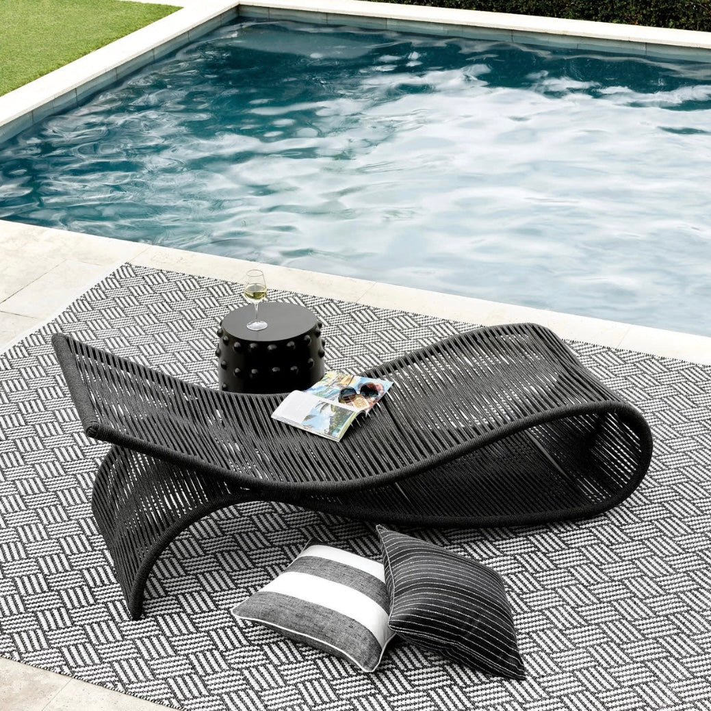 Crisscross Handwoven Outdoor Carpet