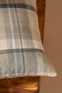 Delacourt Pillow