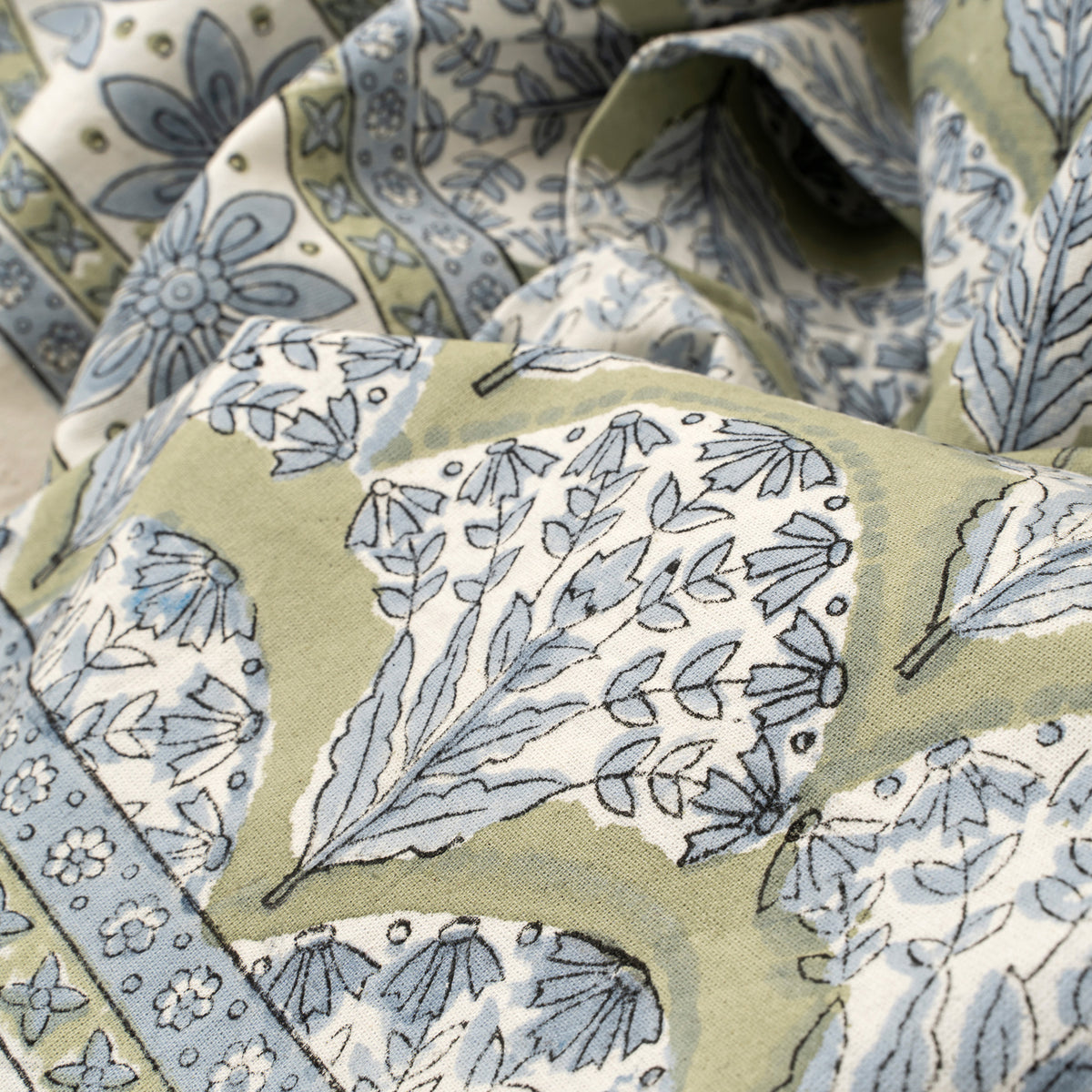 Sakura Tablecloth Green
