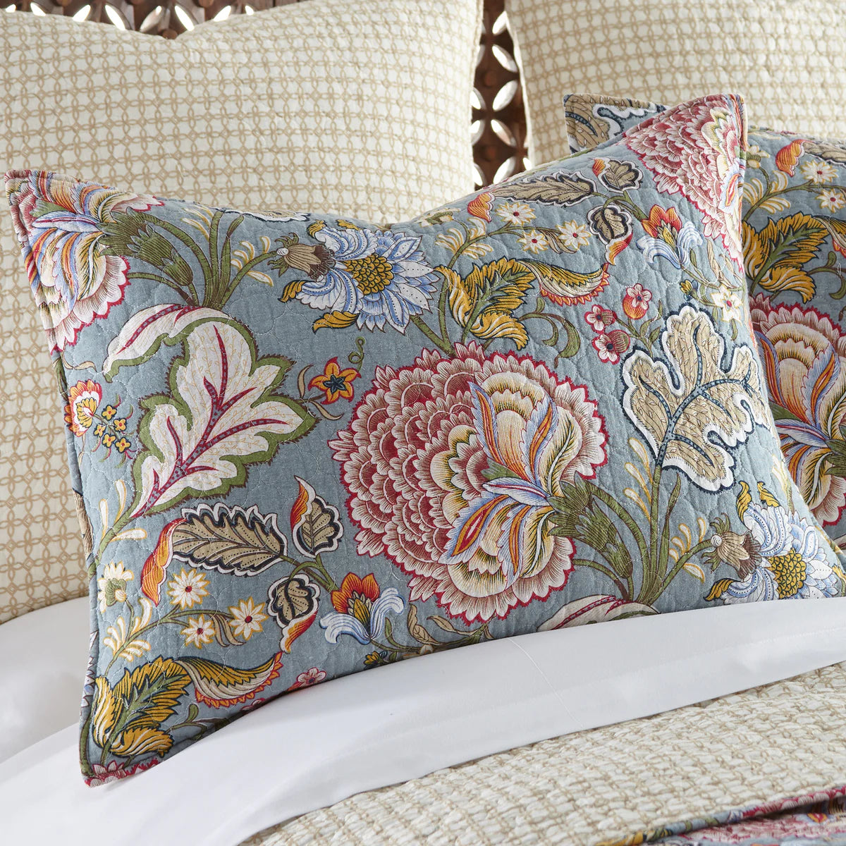 Abbey Reversible Quilt Set