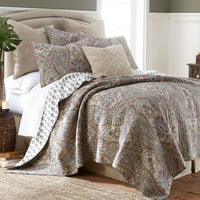 Kellie Quilt Set
