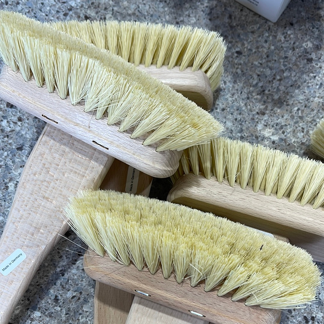 Bathtub Brush